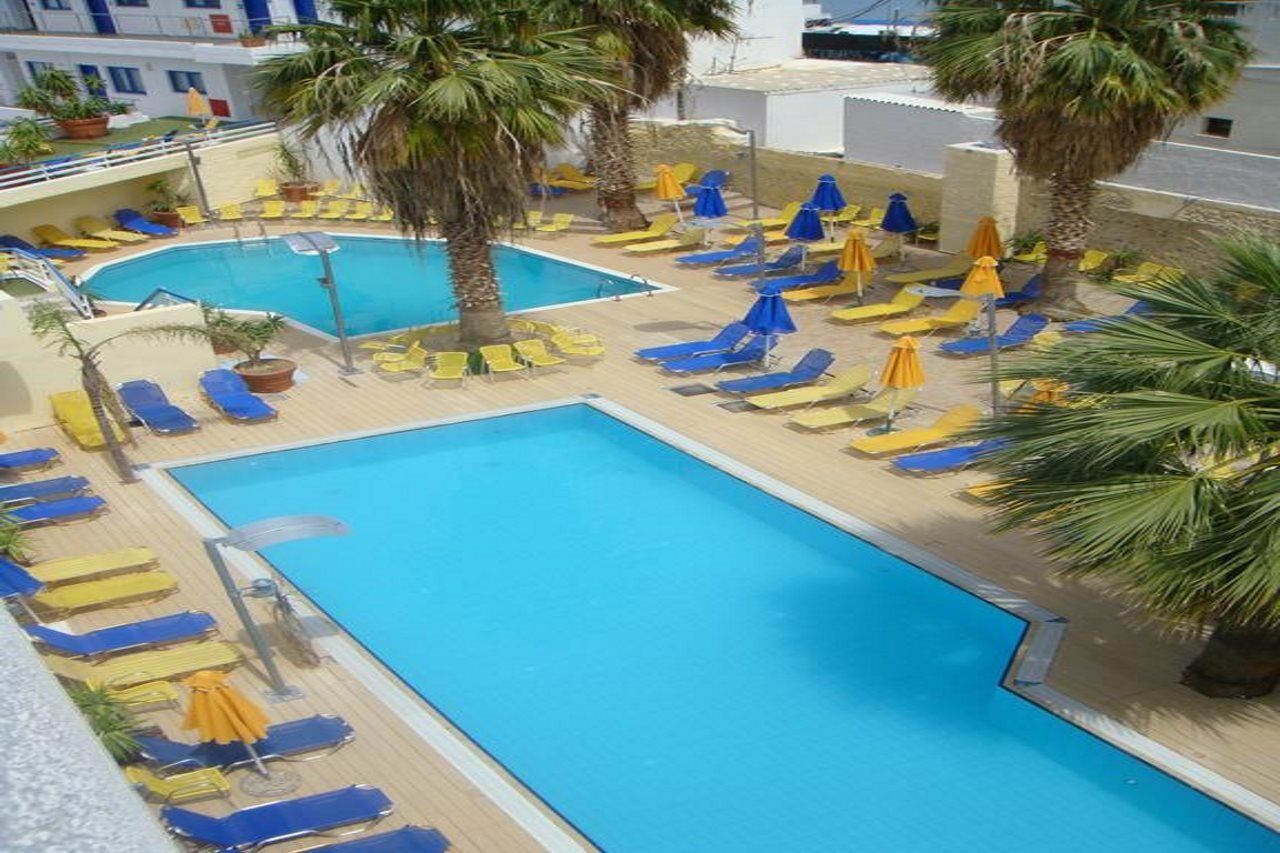 Kassavetis Hotell Hersonissos  Exteriör bild